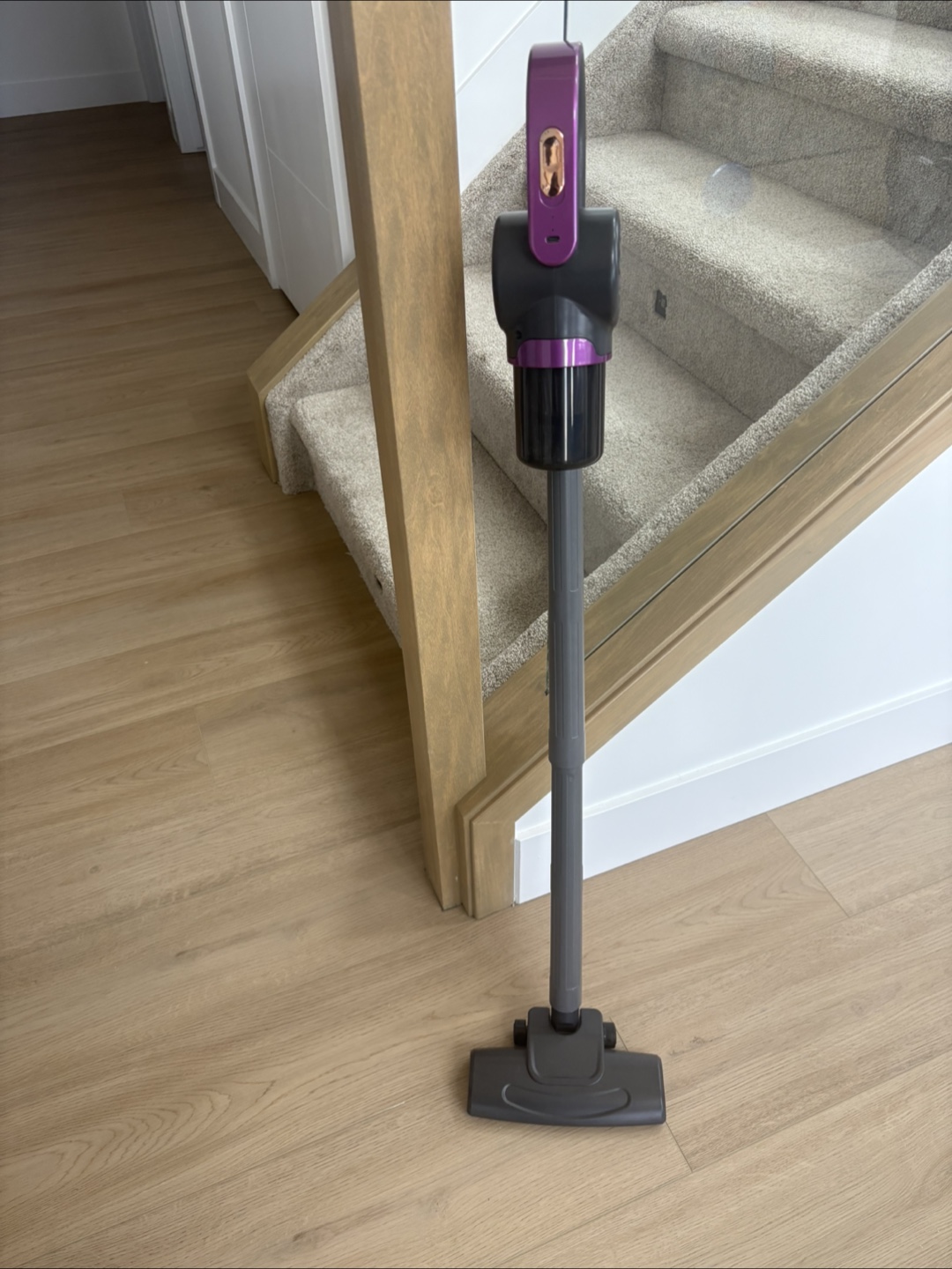Cordless Vacuum Cleaner - photo 2