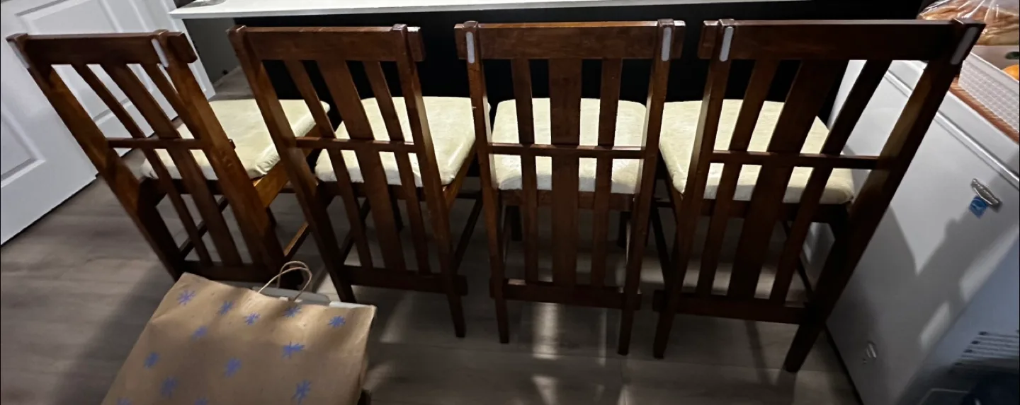 Wooden Round Dining Table with Storage image indicator(9)