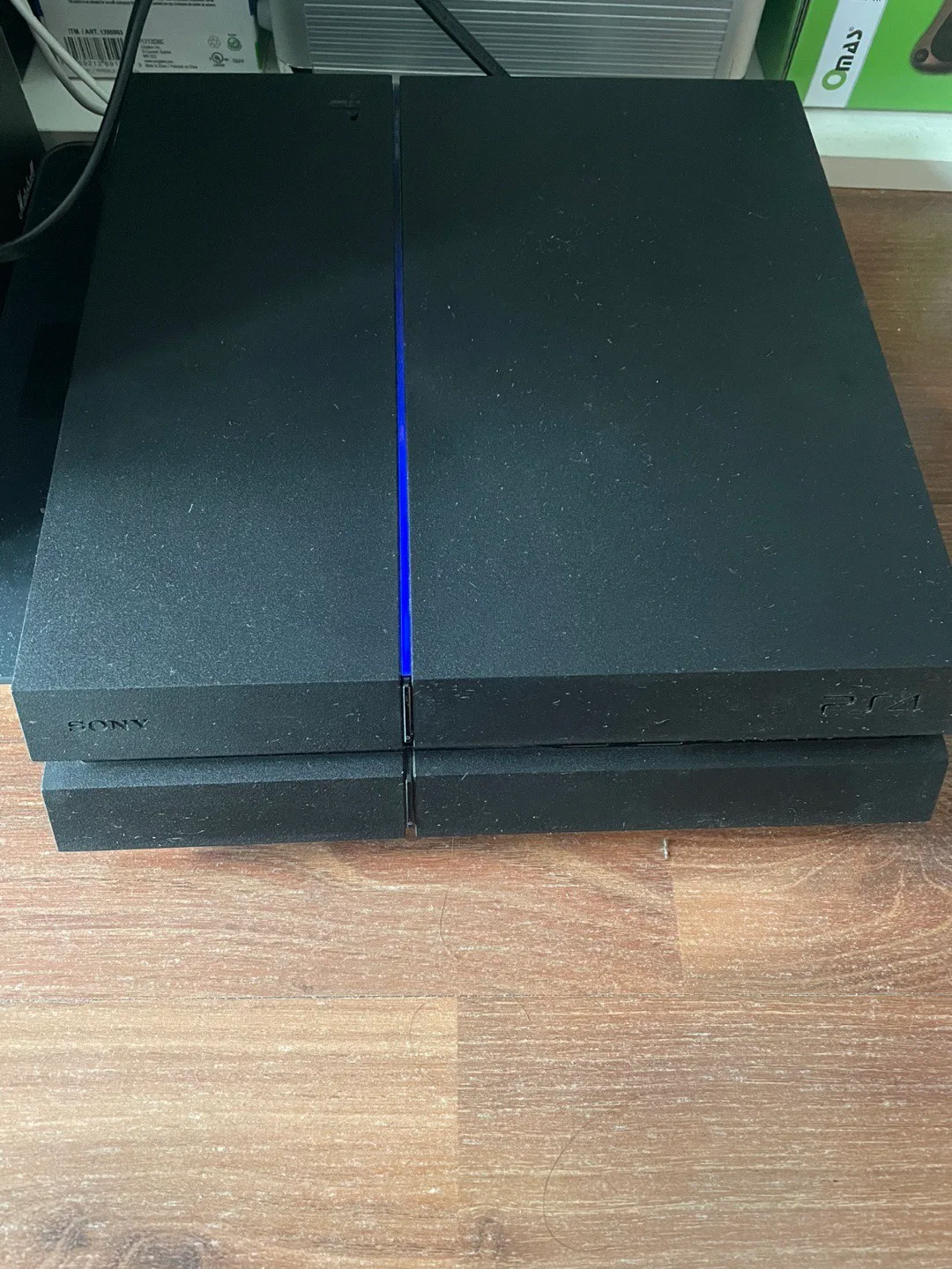 Sony PlayStation 4 (PS4) 500GB thumbnail