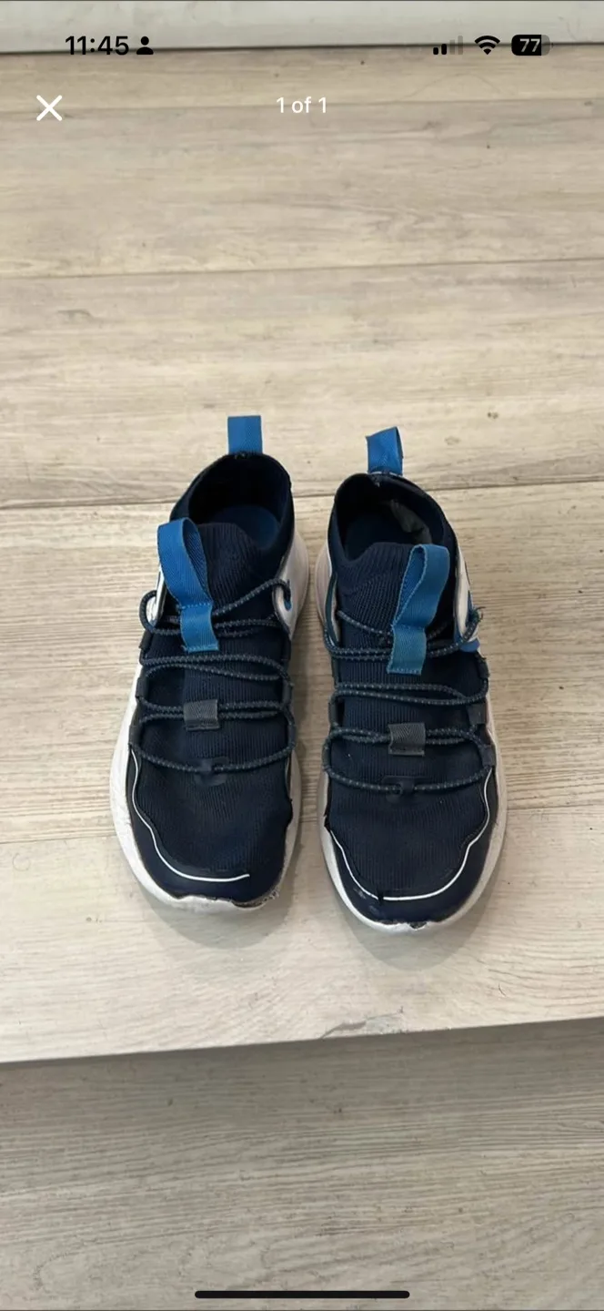 Blue & White Running Shoes thumbnail