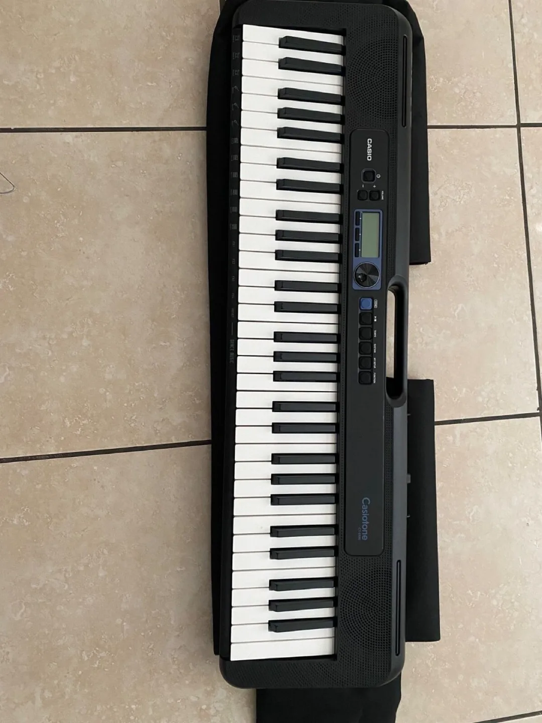 Casio CT-S190 Casiotone Keyboard - Like New! thumbnail