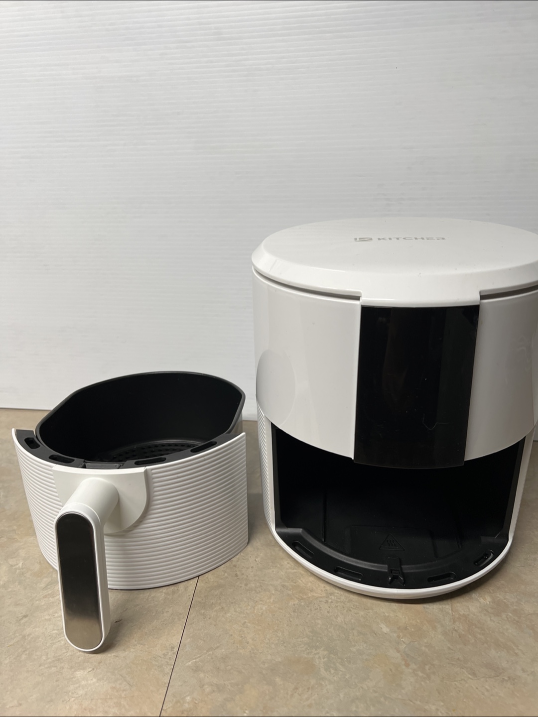 KITCHER White Air Fryer - photo 2