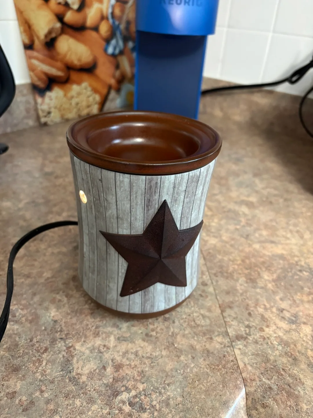 SCENTSY WARMER - LONE STAR image indicator(2)