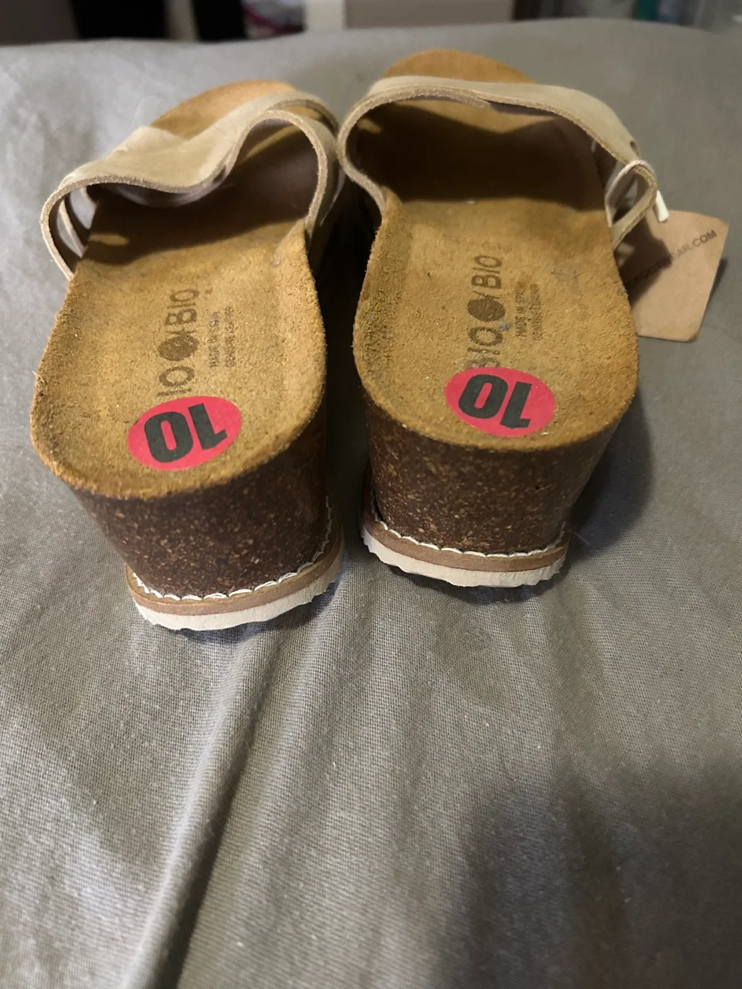 Bio Bio Beige Sandals - Size 10 image indicator(4)