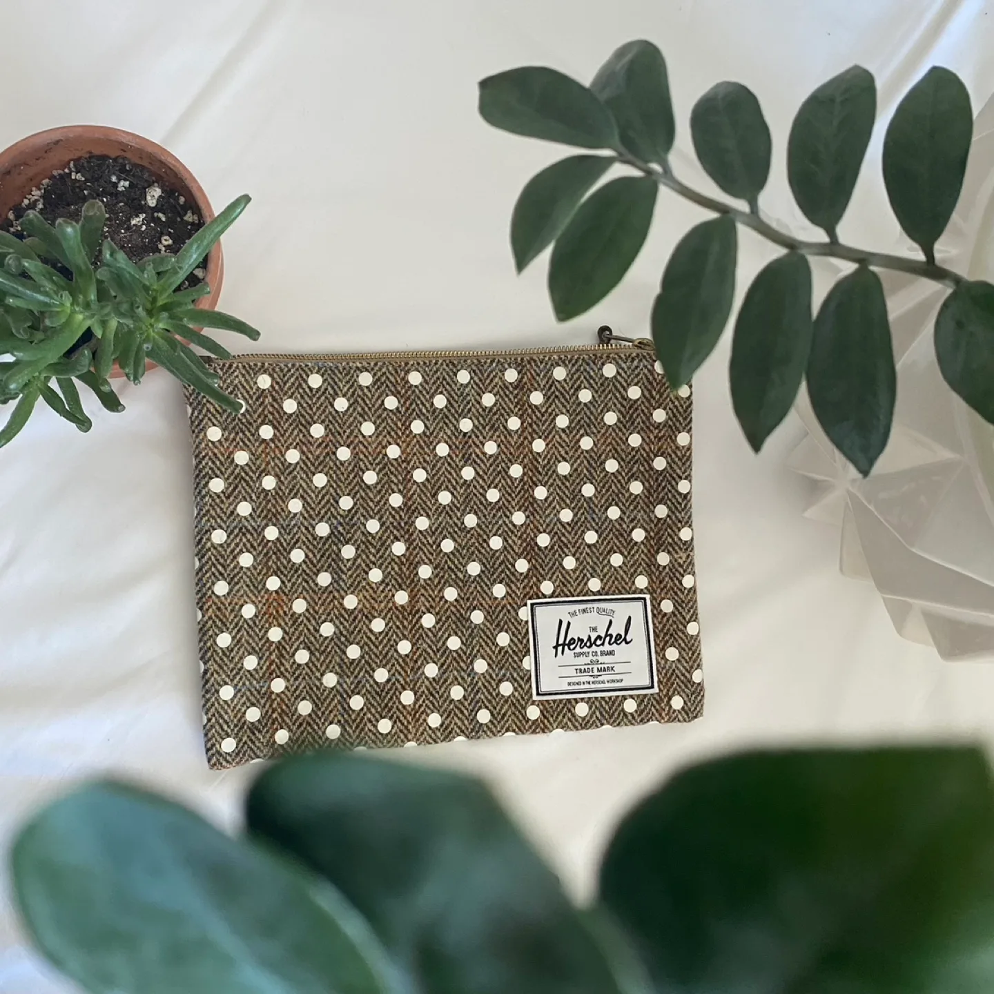 Herschel x Harris Tweed Large Pouch thumbnail