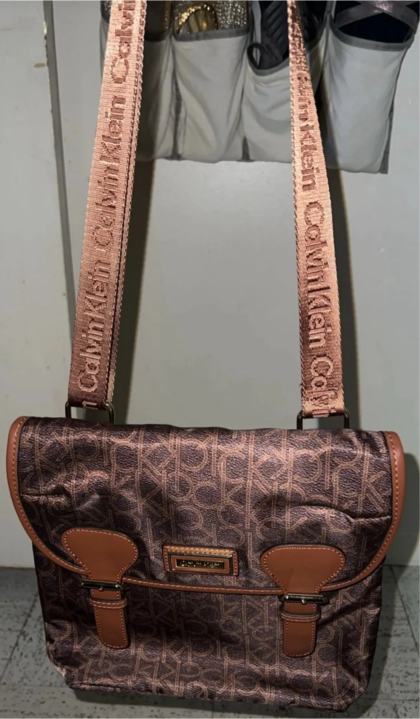 Calvin Klein Brown Bag thumbnail
