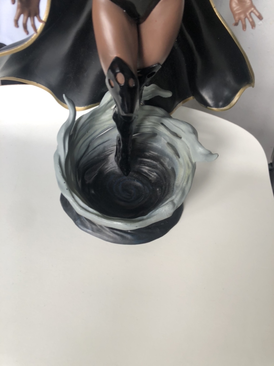 Storm Statue - Marvel Comics - photo 3