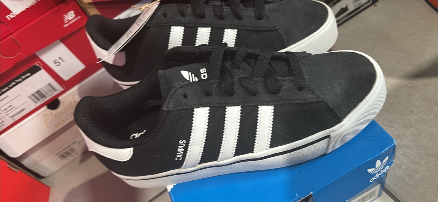 Adidas Campus Vulc J - Size 6 - Black/White