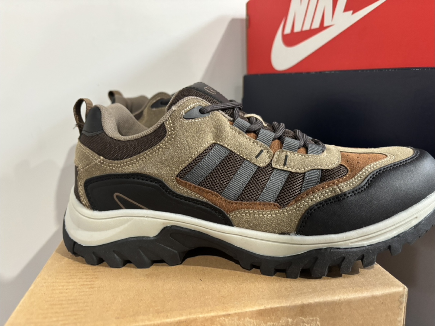 G-West Hiking Shoes US 9.5 Beige/Brown - photo 2