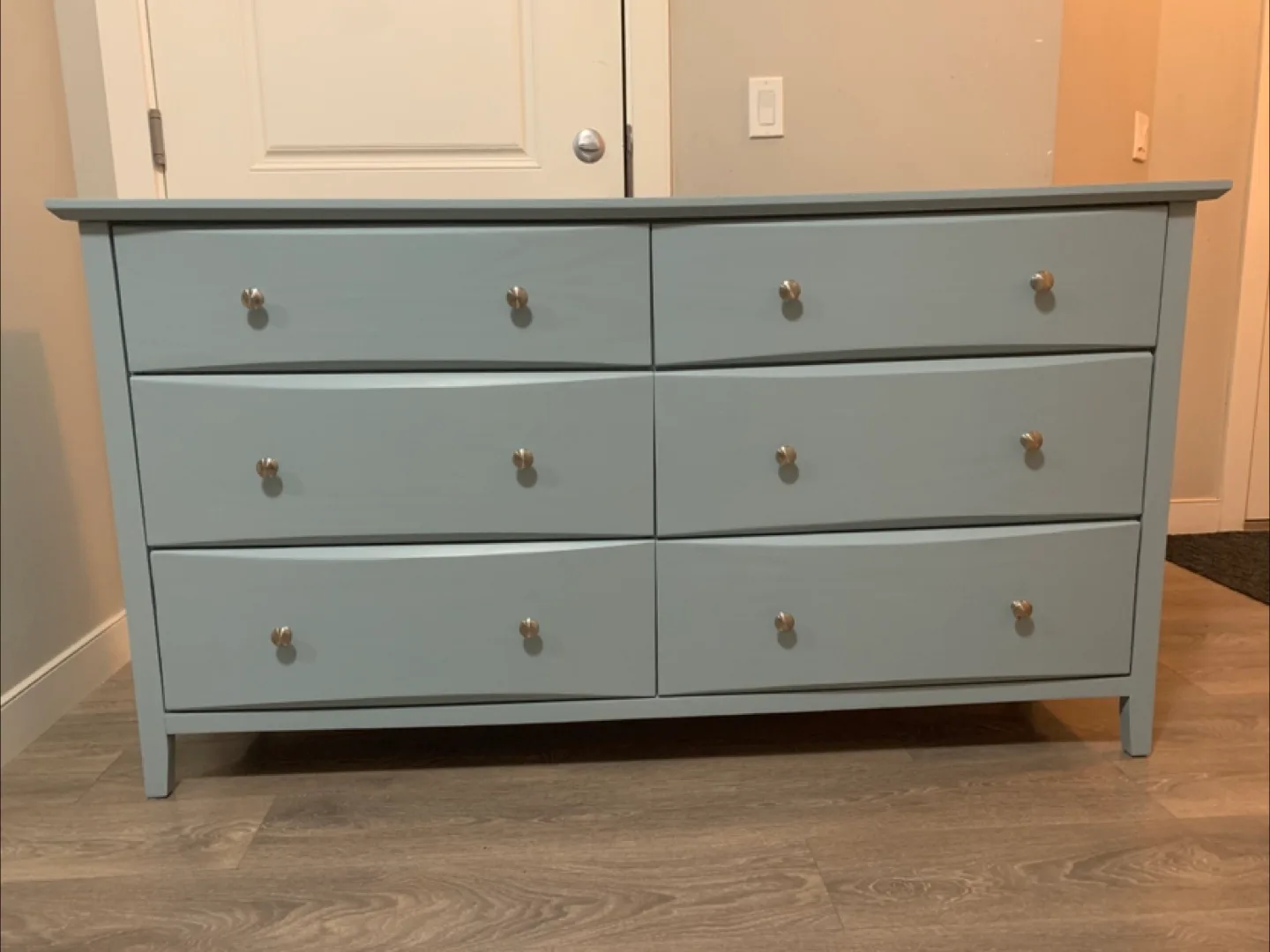 6-Drawer Dresser thumbnail