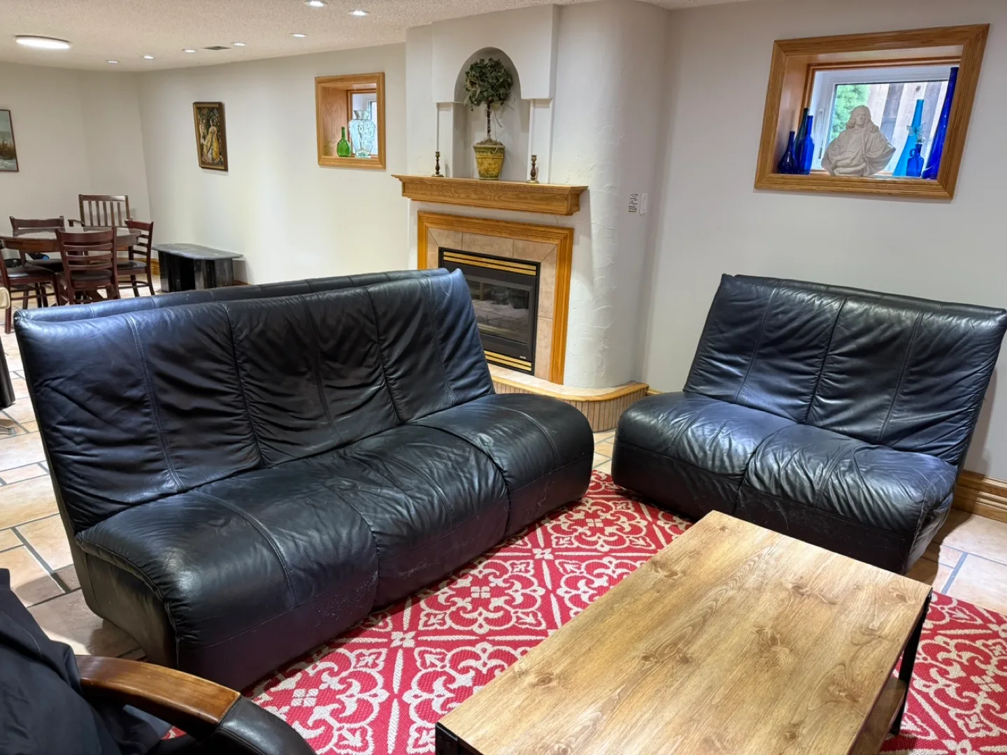 Black Leather Sofa and Chair Set thumbnail
