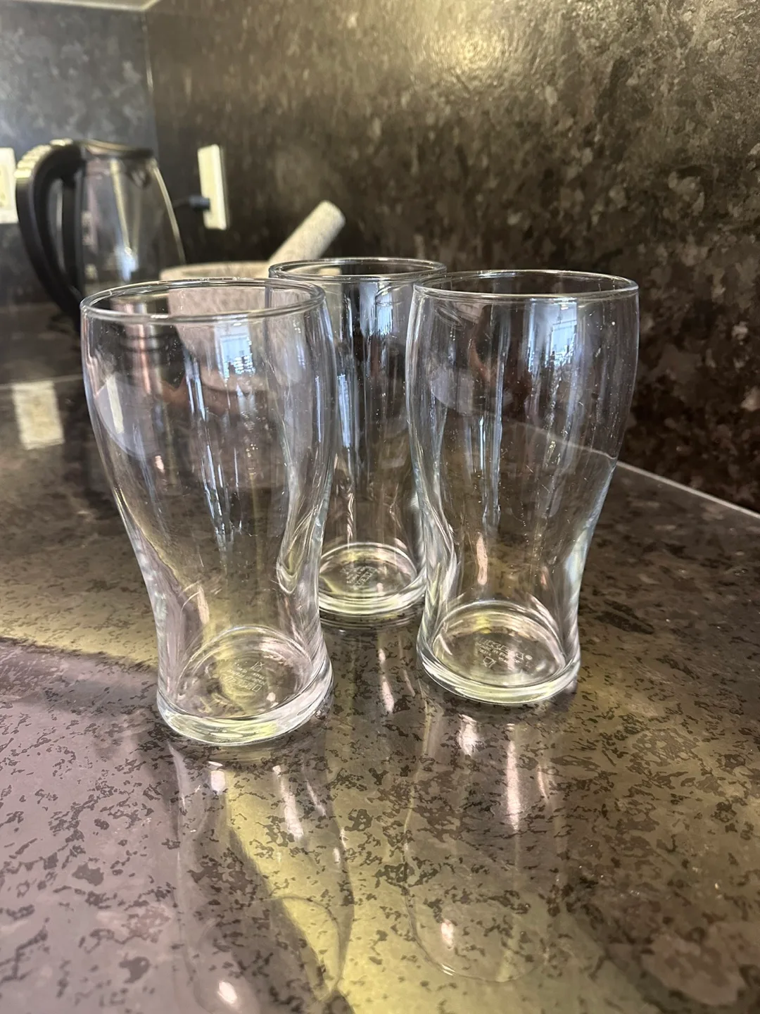 Mixed Glassware Set - Mugs, Wine &Highball Glasses image indicator(3)