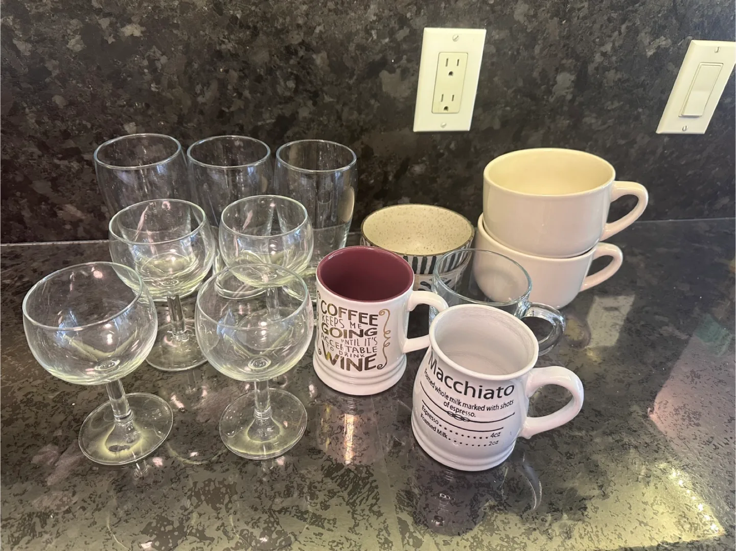 Mixed Glassware Set - Mugs, Wine &Highball Glasses image indicator(7)