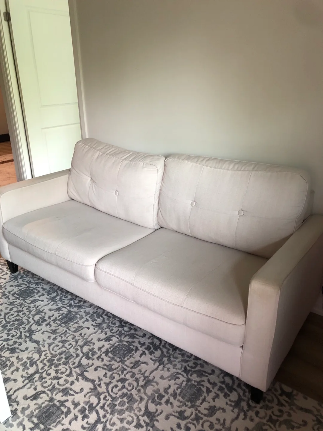 Cream Sofa 🧡 thumbnail
