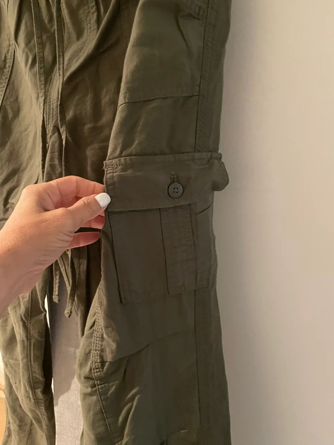 Tommy Hilfiger Olive Green Cargo Pants - Size L image indicator(4)