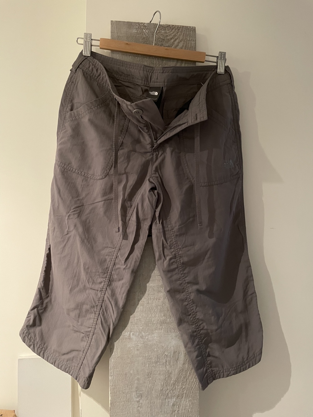 The North Face Women's Regular Capri - Size 6
