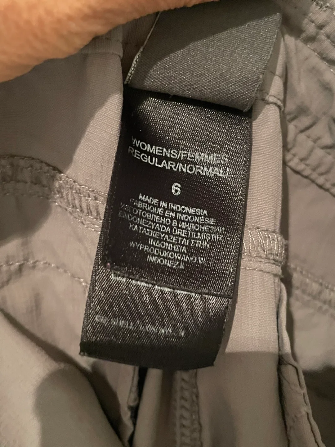 The North Face Women's Regular Capri - Size 6 image indicator(5)