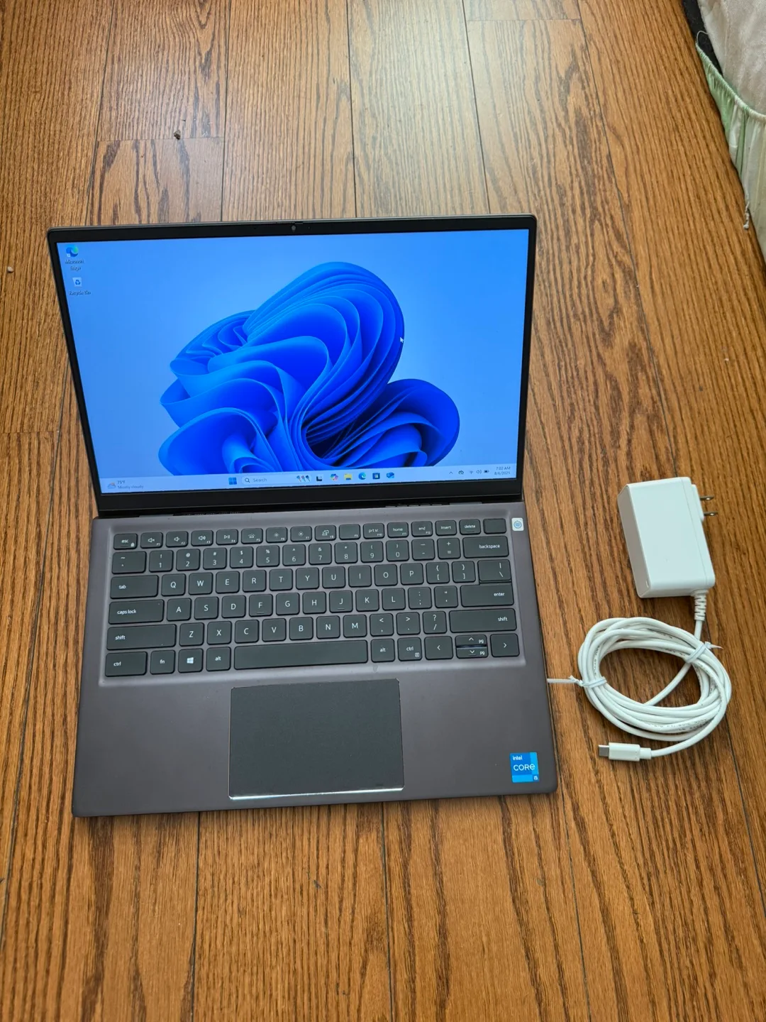 Dell Laptop Vostro P143G/8GB RAM/256GB SSD/Touch ID thumbnail