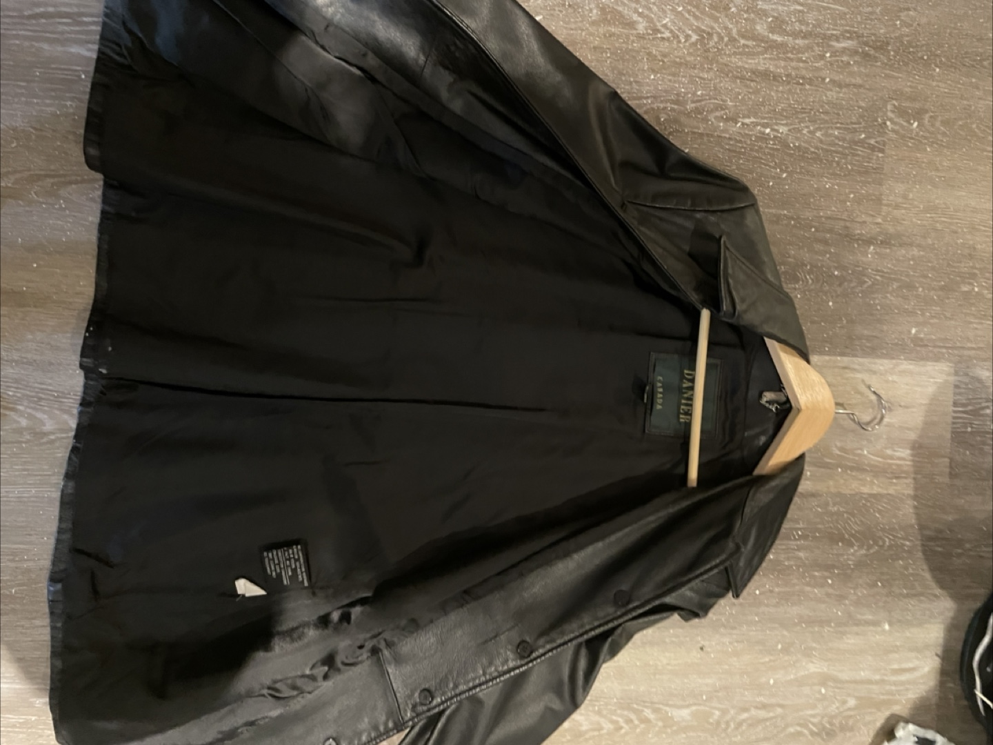 Danier Canada Leather Jacket XS/TP - photo 3