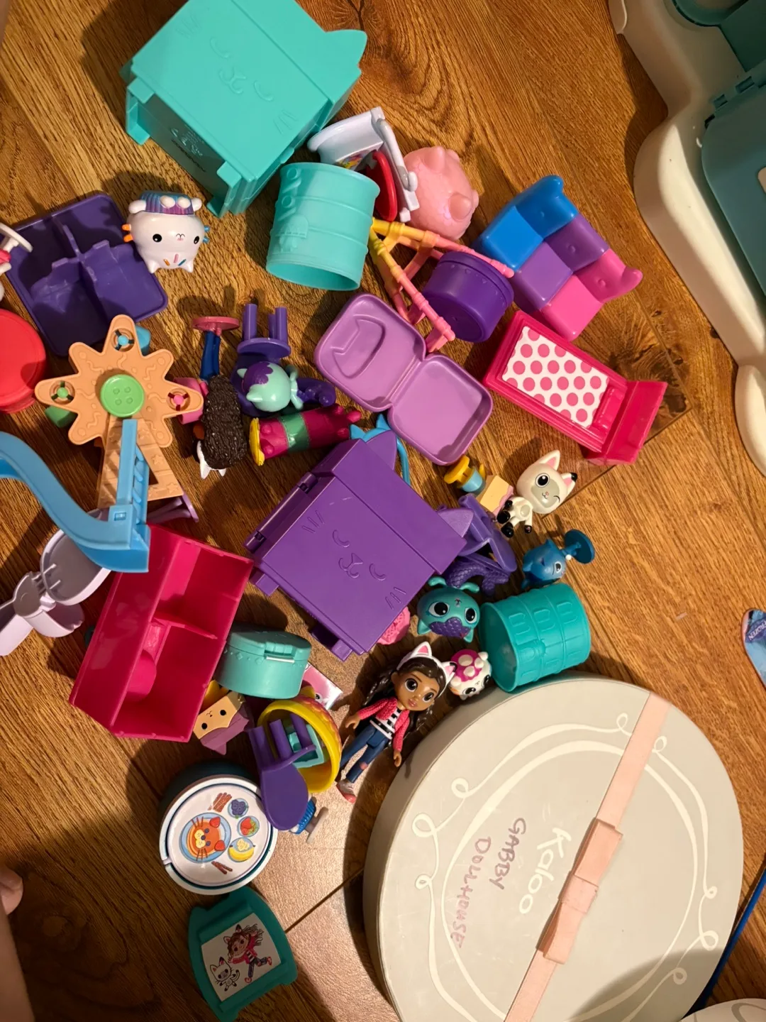 Paw Patrol, Gabby's Dollhouse Toys 🧡 image indicator(4)