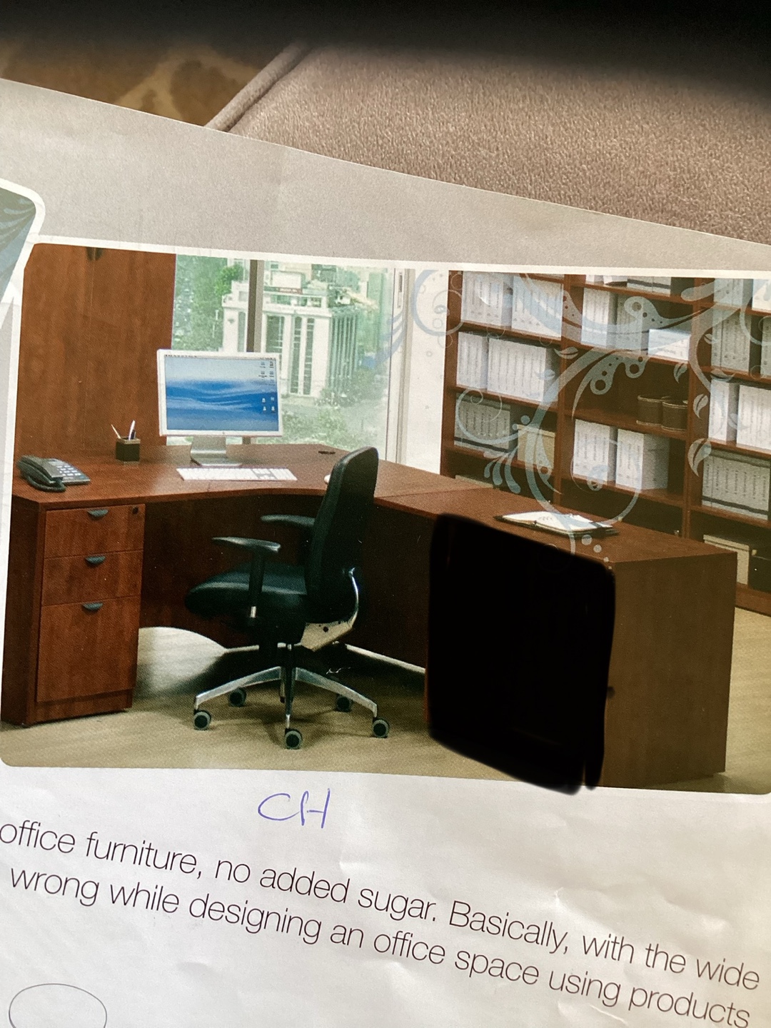 Office Desk - photo 3