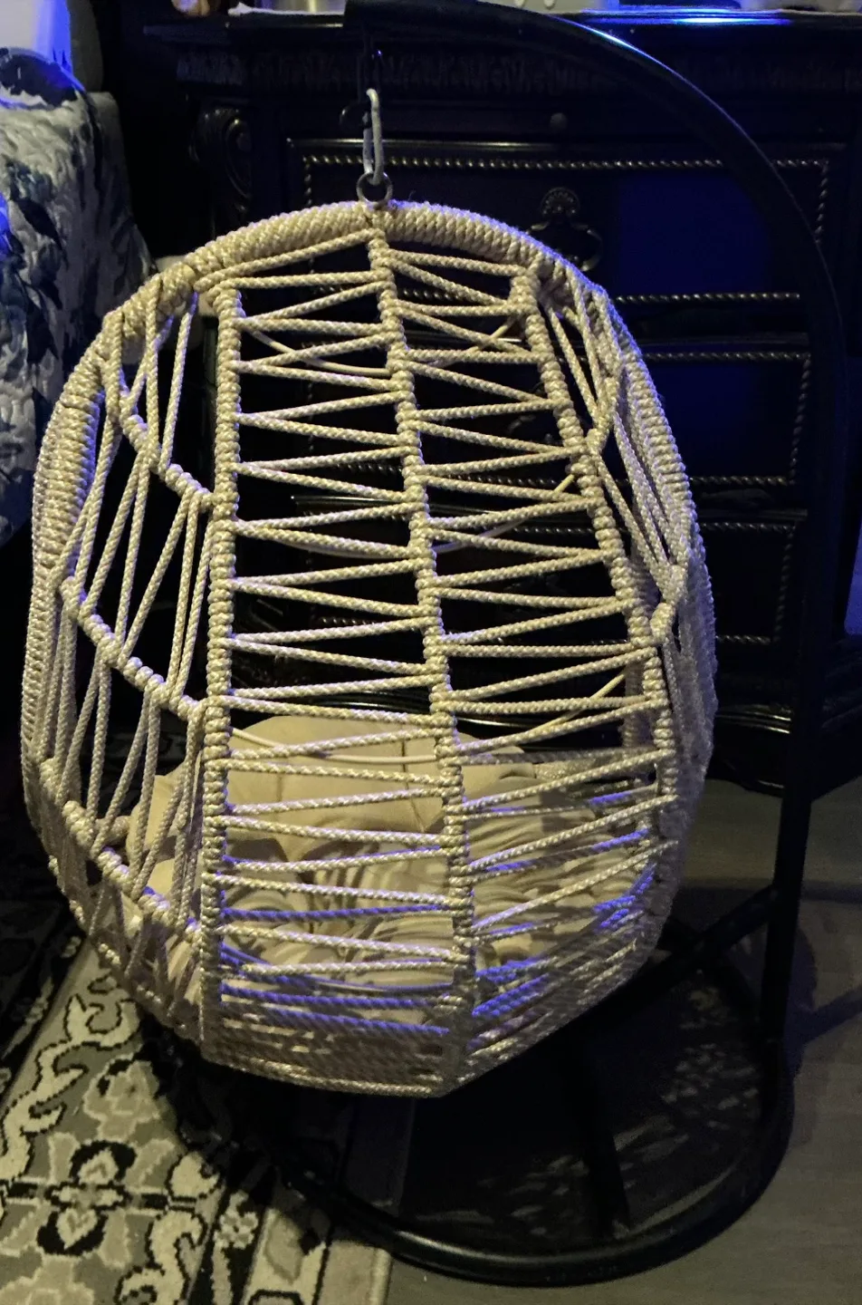 Pet Hanging Egg Chair with Stand image indicator(3)