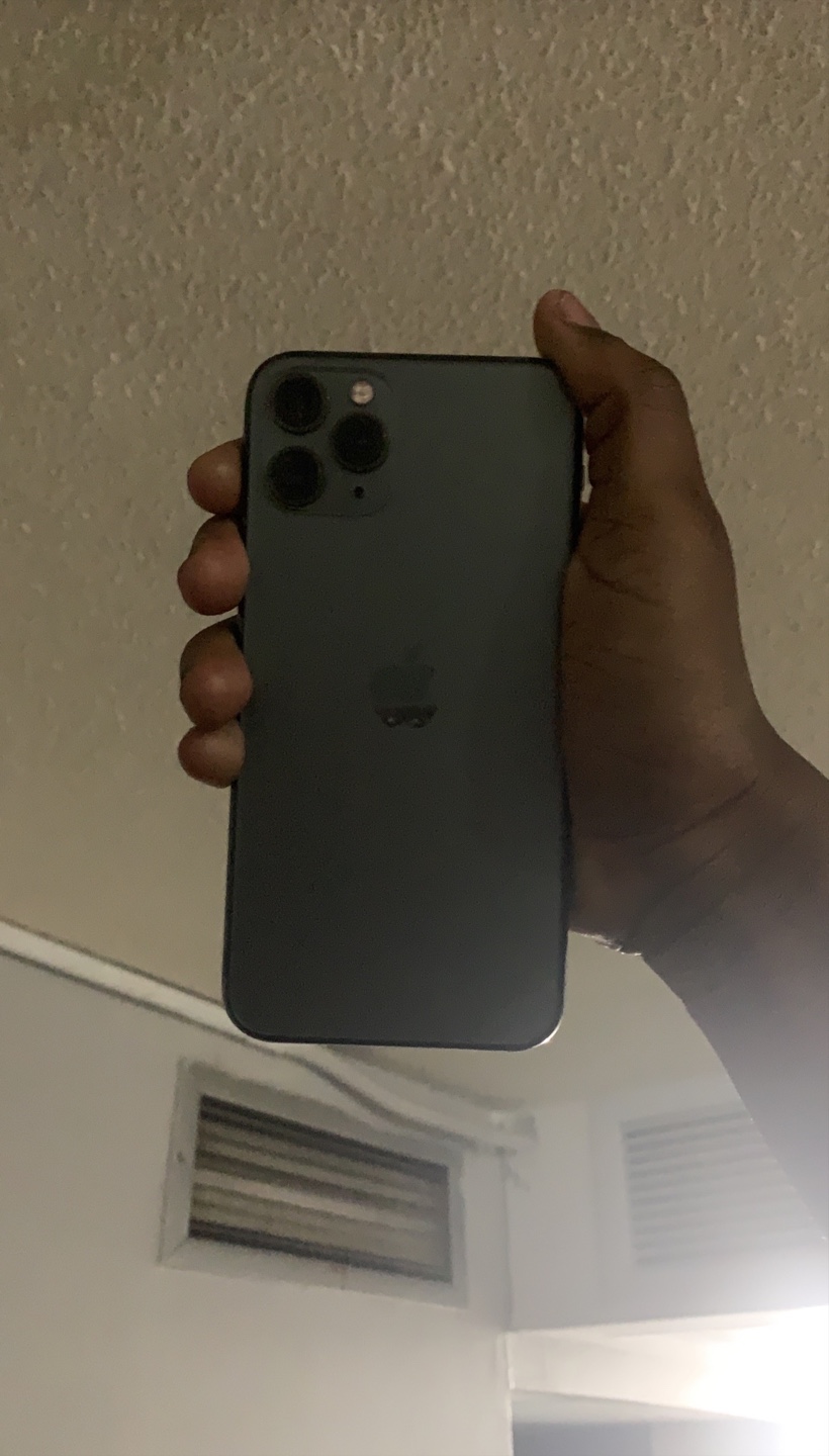 Apple iPhone 11 Pro - photo 2