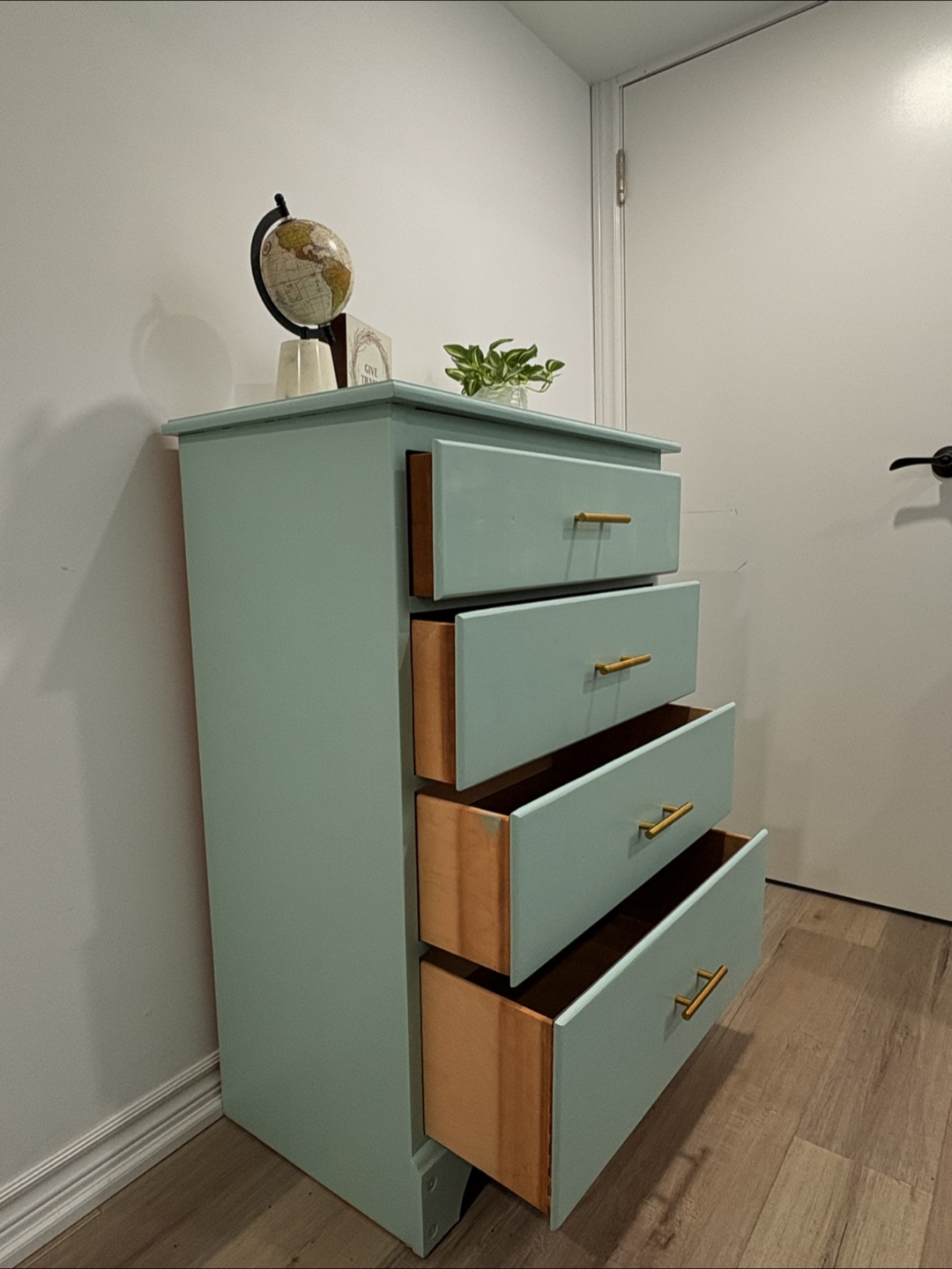 Green Painted 4-Drawer Dresser - photo 3