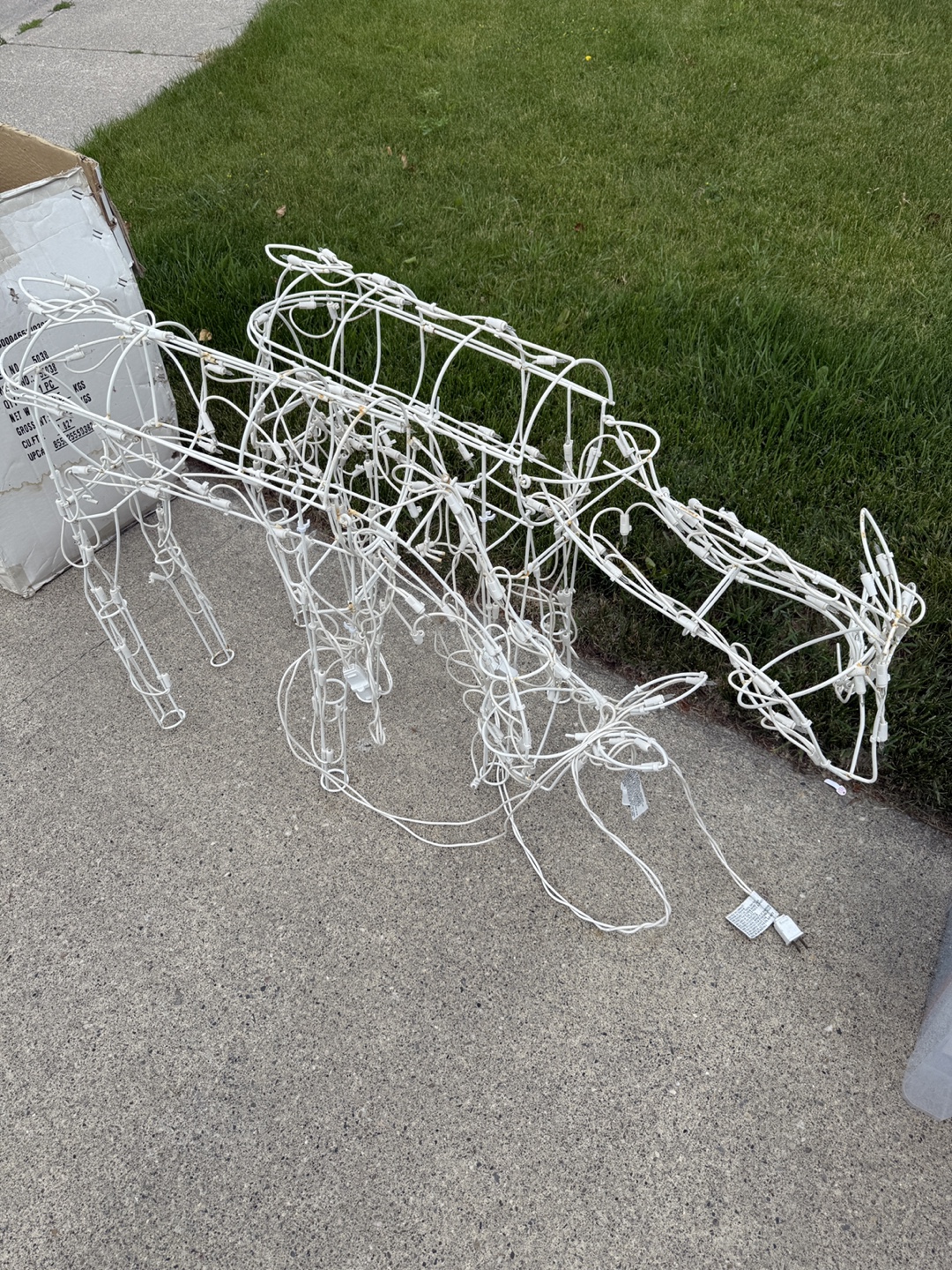 Outdoor Lighted Reindeer Decoration