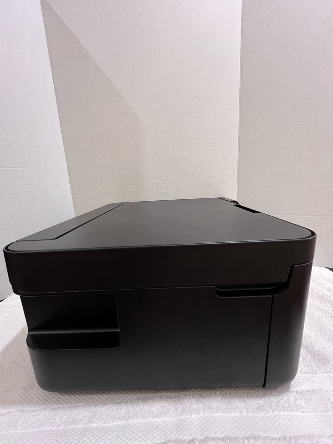 Epson ET-2850 EcoTank Wireless All-in-One Printer - photo 3