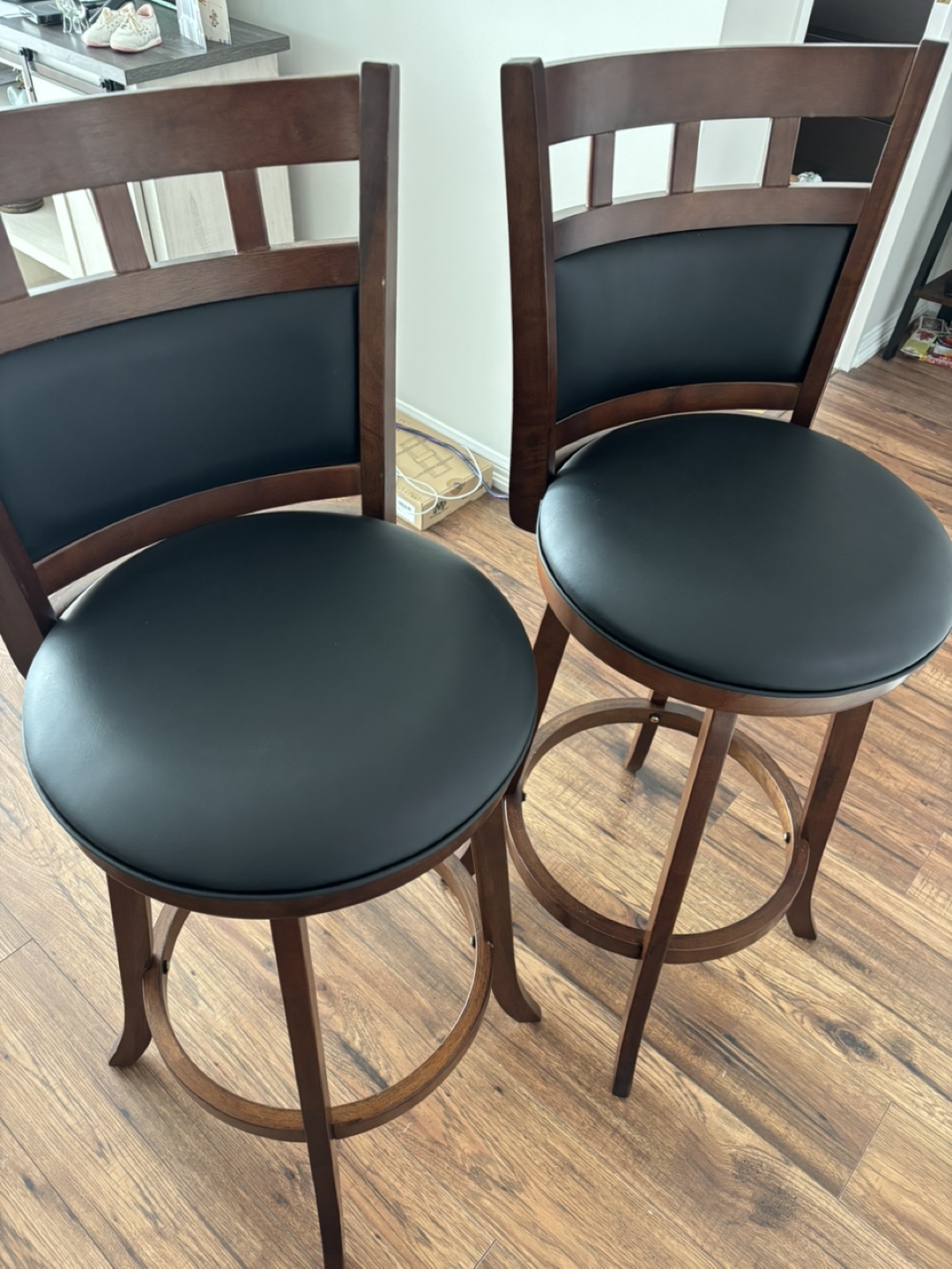 Bar stools - photo 2