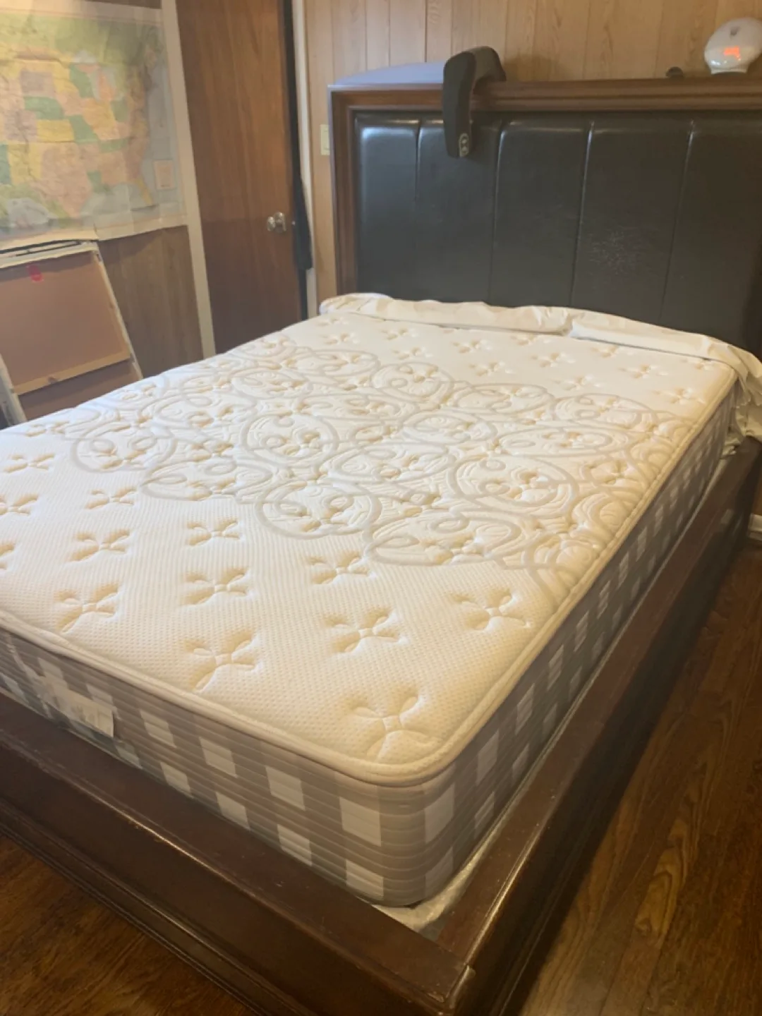 Carolina Mattress Guild Radiant AirGel Mattress image indicator(3)