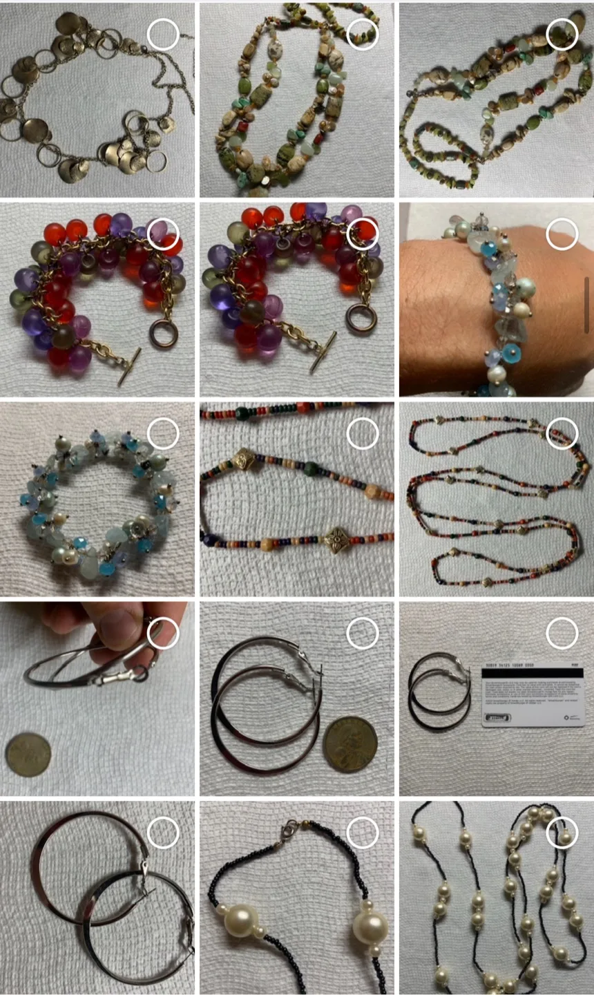 Set 8 pieces. Assorted Beaded Necklaces & Bracelets thumbnail