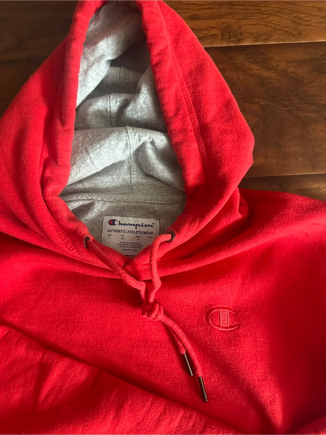 Champion Red Hoodie - Size M image indicator(2)