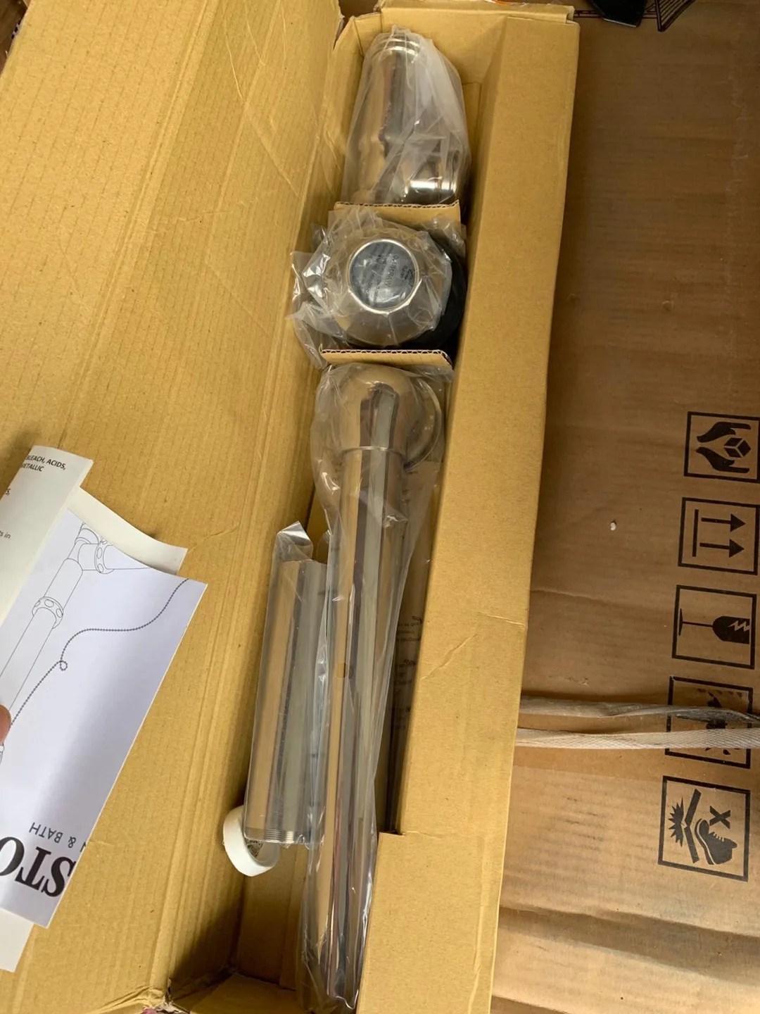 Kingston Brass Clawfoot Bathtub Drain - New in Box image indicator(4)