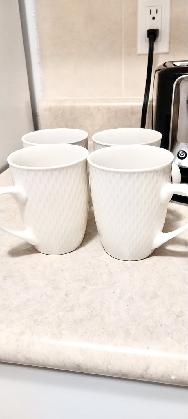 European White Dinnerware Set (Mugs, Bowls, Plates) &  … - photo 3