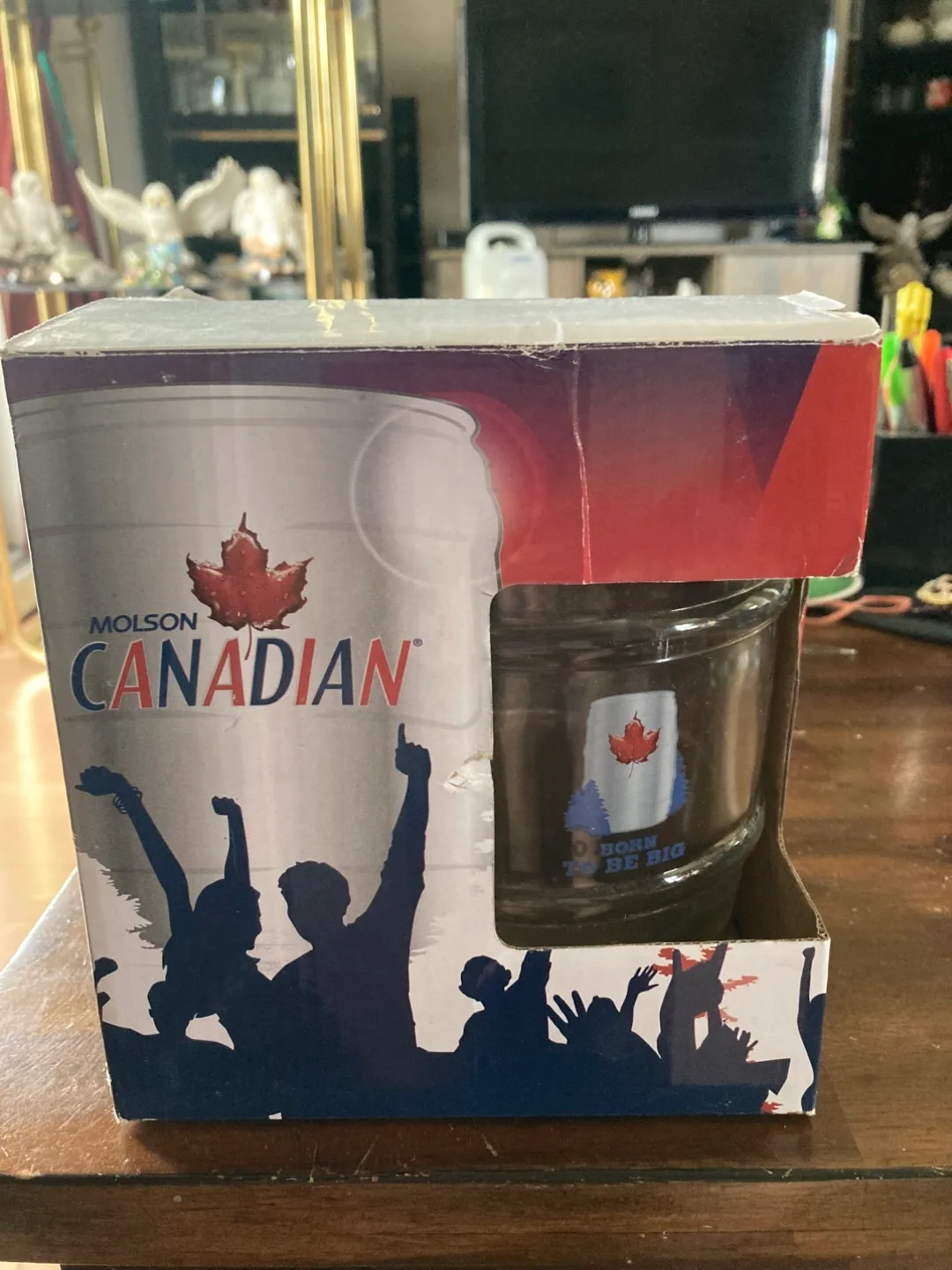 New Vintage Molson Mega Mug thumbnail
