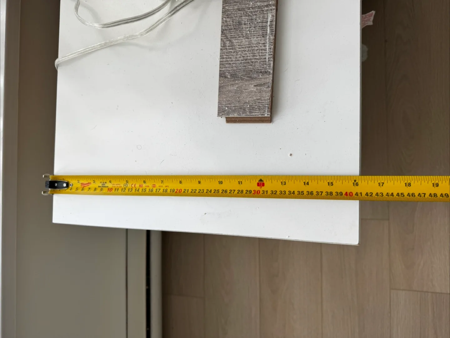 White Nightstand with Two Drawers image indicator(3)