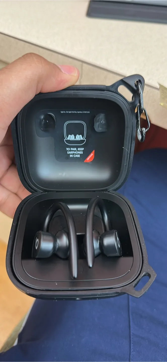 Powerbeats Pro Wireless Earbuds image indicator(3)