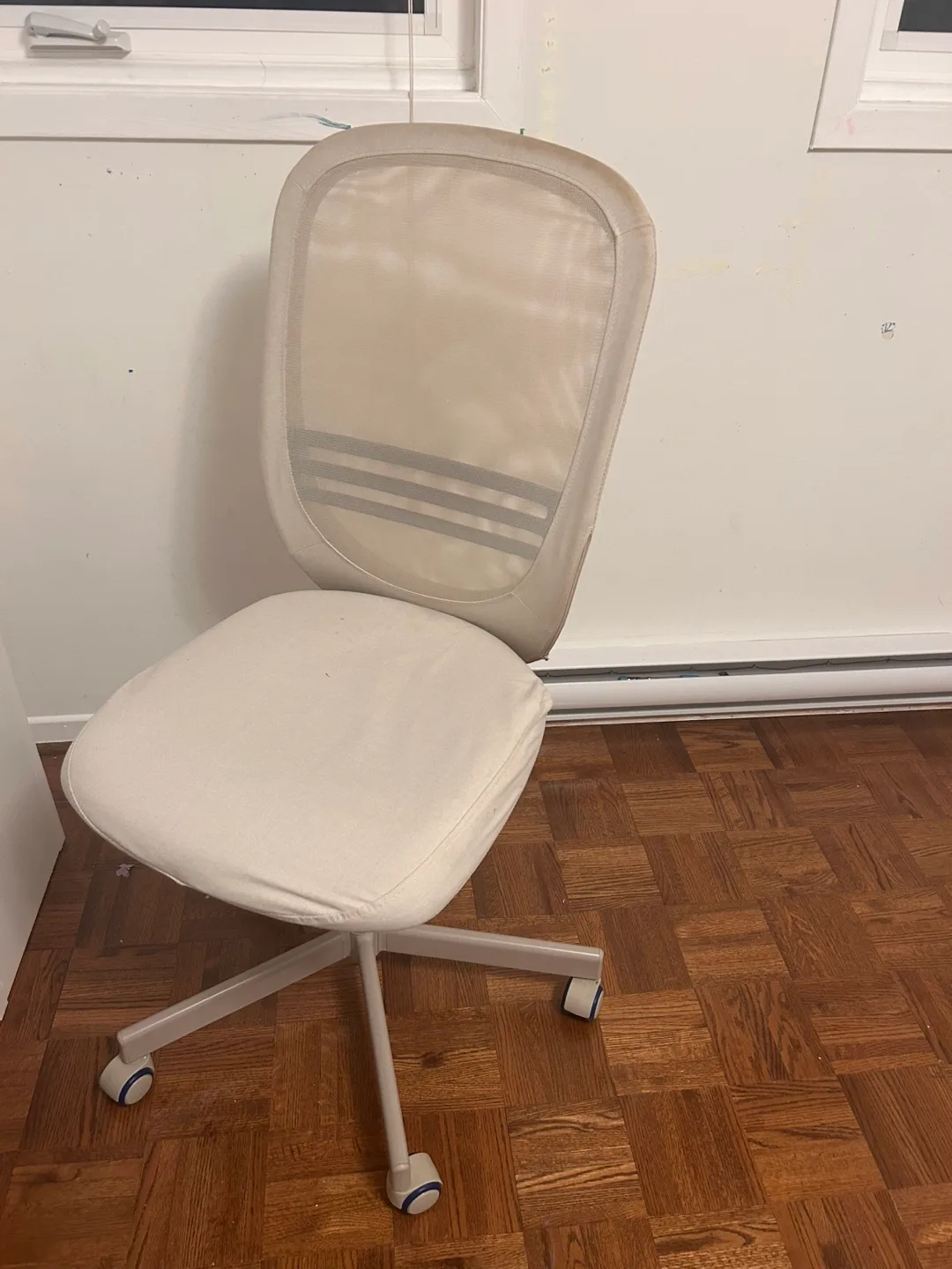 IKEA Renberget White Office Chair thumbnail