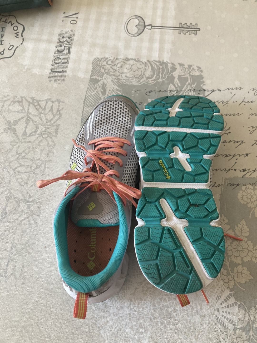 Columbia Women's Shoes - Size 7.5 - photo 3
