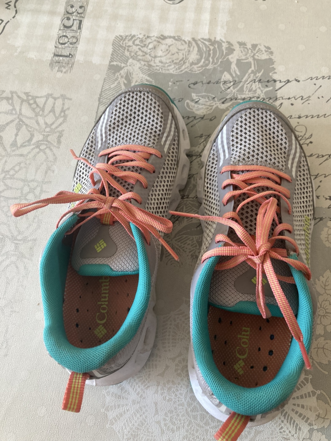 Columbia Women's Shoes - Size 7.5 - photo 2
