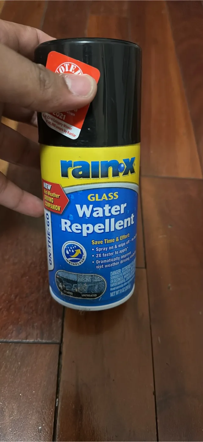 Rain-X Water Repellent, AutoZone Brake Cleaner, Belt Dressing image indicator(4)