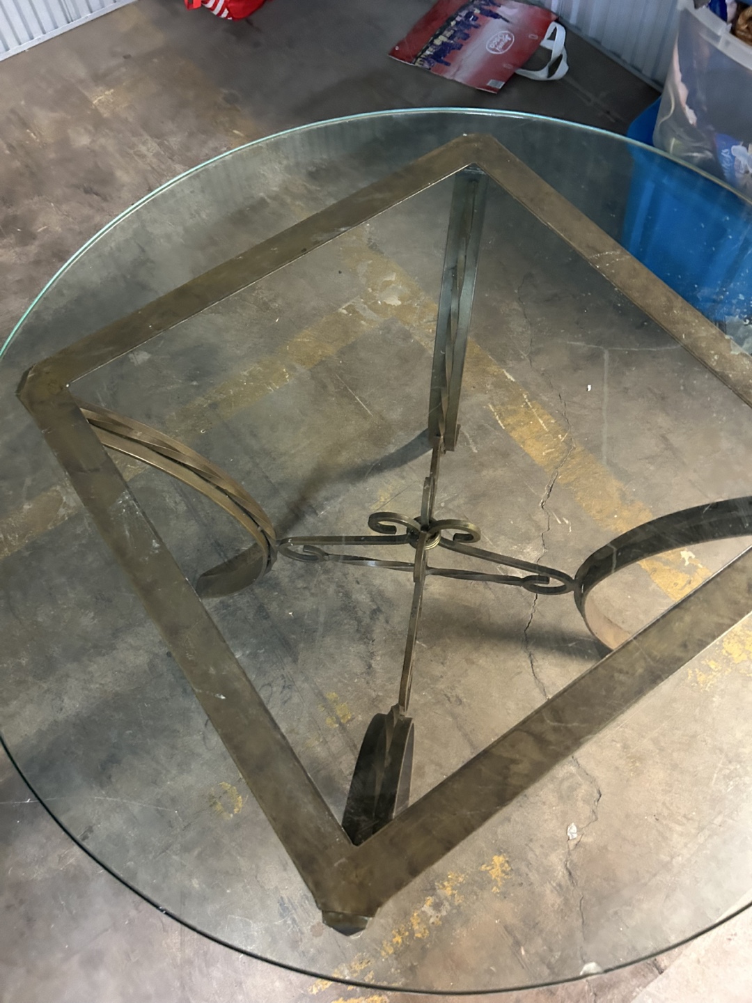 Round Glass Top Coffee Table - photo 3