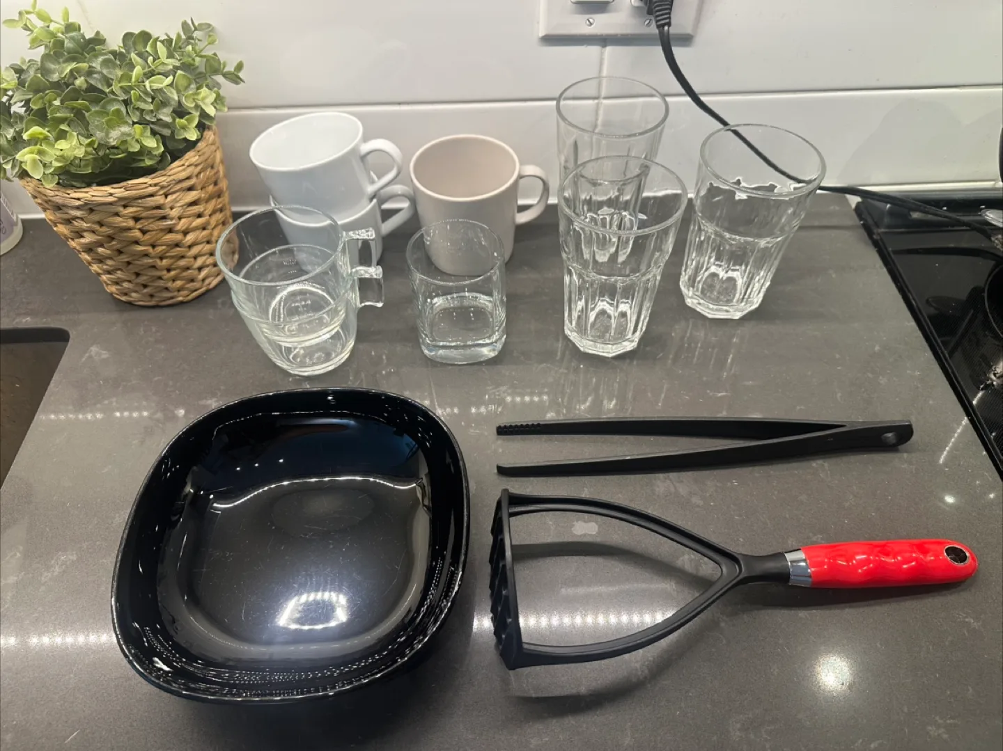 Kitchenware: Plate, Mugs, Glasses, Masher, Tongs thumbnail