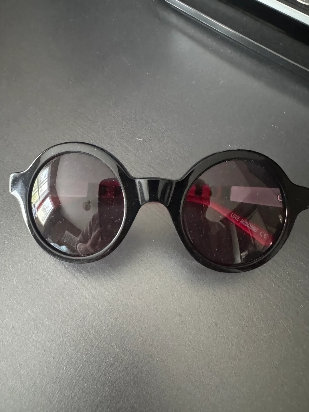 Love Moschino Sunglasses thumbnail