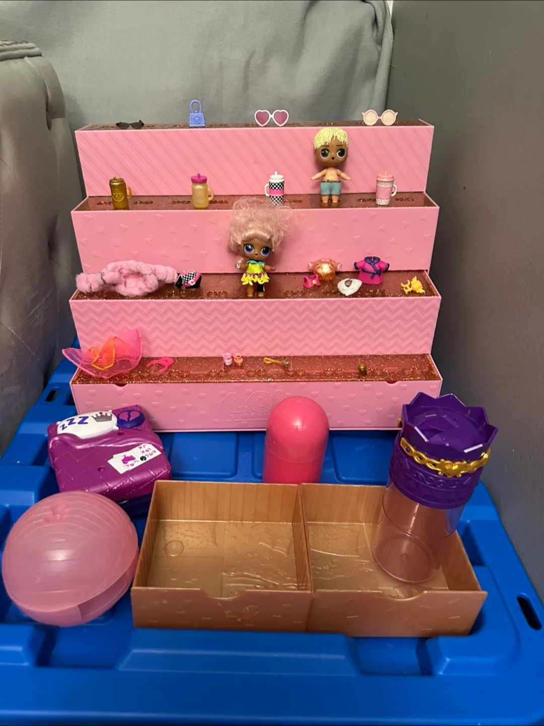 LOL Surprise! Pop-Up Store Playset thumbnail