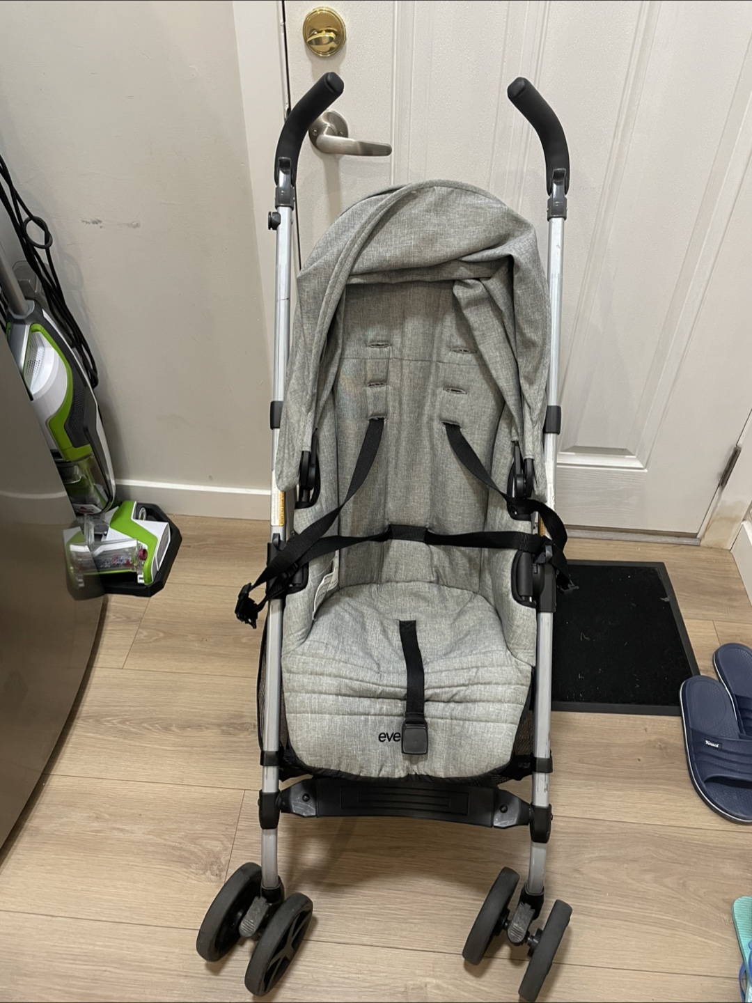 Evenflo Pivot Xplore Stroller Wagon - Grey - photo 4