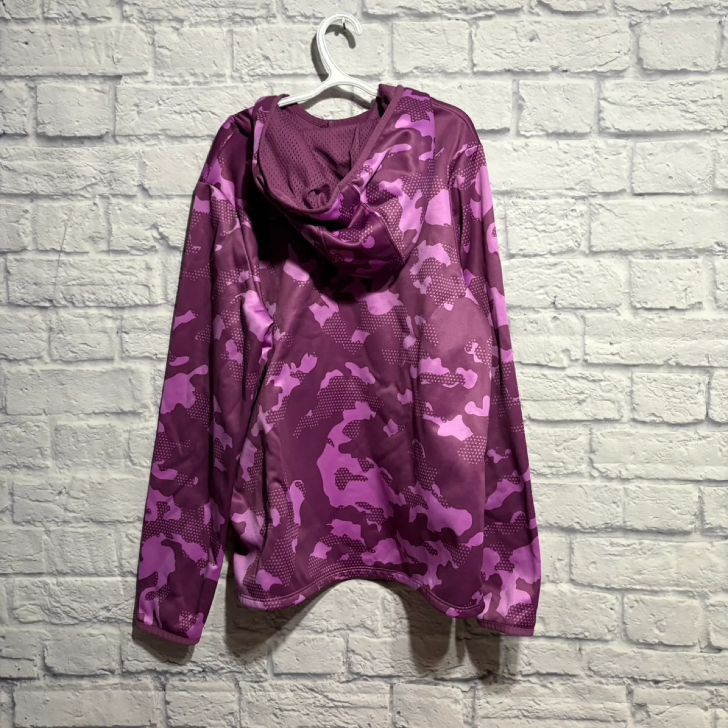 Under Armour Youth YXL Purple Camo Hoodie image indicator(7)