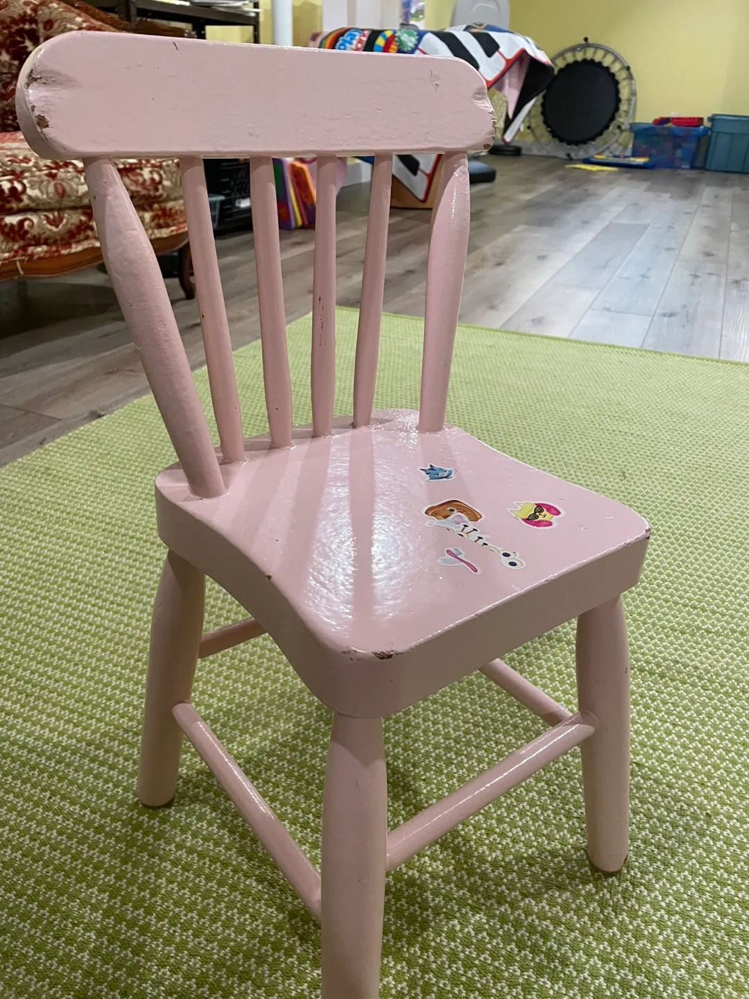 Kids hardwood pink chair thumbnail